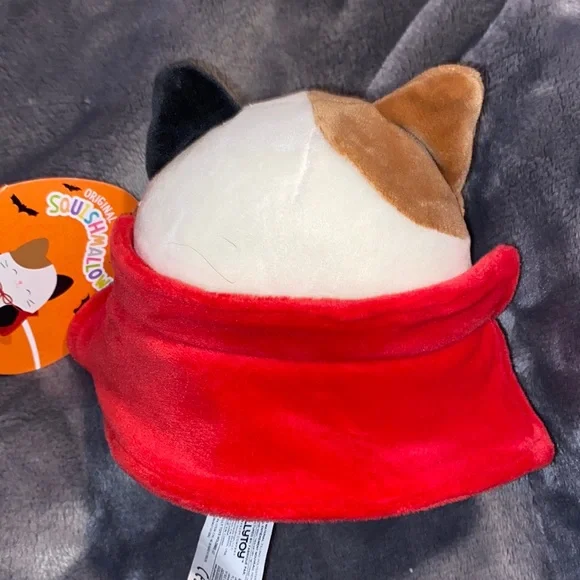 Cam (The Vampire Cat) 5" Halloween Squishmallow. - Picture 2 of 5